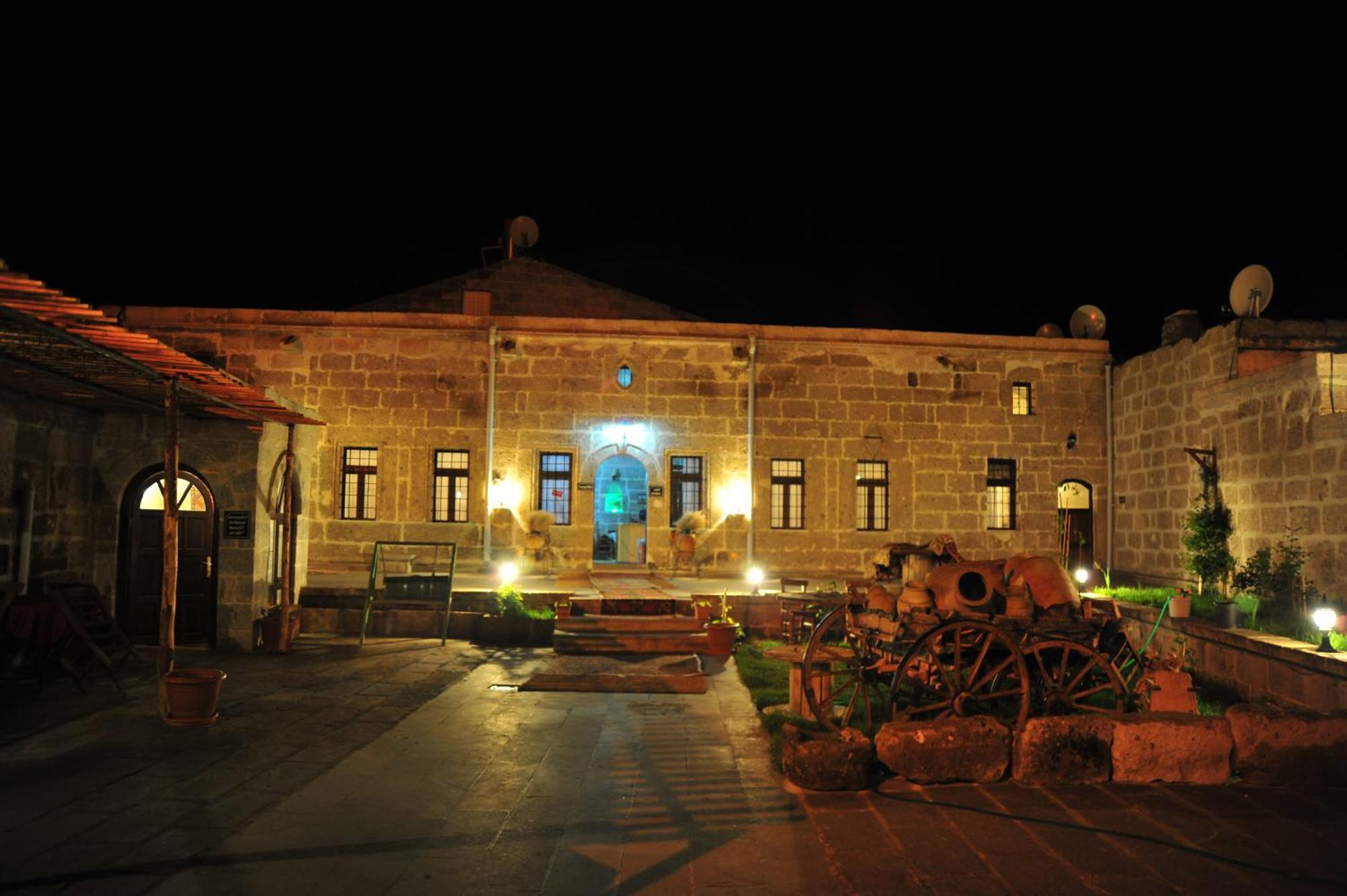 Osmanoglu Hotel Guzelyurt Ngoại thất bức ảnh